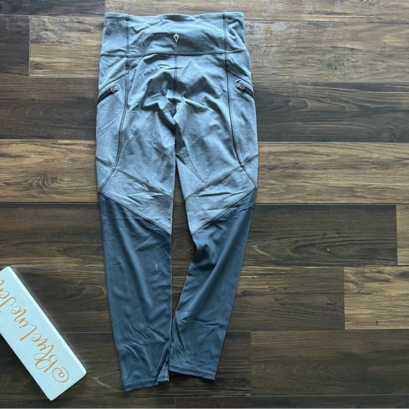 Ivivva Pocket Leggings - Picture 6 of 6